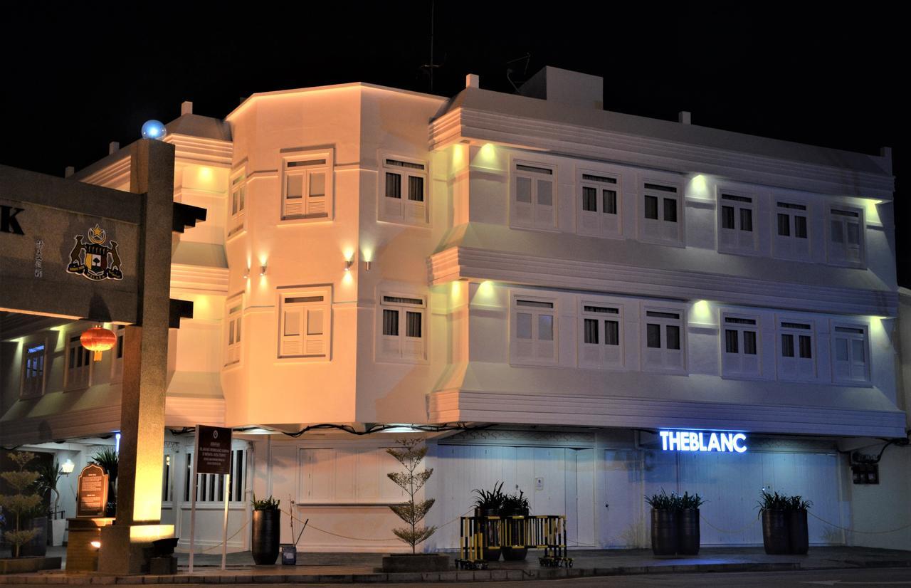 Theblanc Boutique